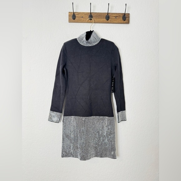 Retrofête Rue Embellished Dress - Picture 3 of 8